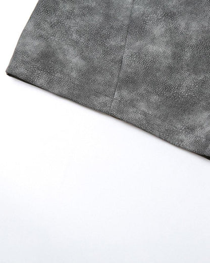 Effortlessly Elegant Pants with a Timeless Design