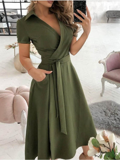 Classic Vintage Dress with a Flattering Fit