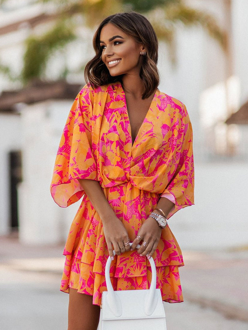 Effortlessly Elegant Dress with a Timeless Design