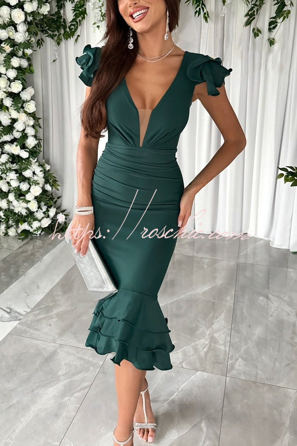 Beautifully Crafted Dress in a Classic Style