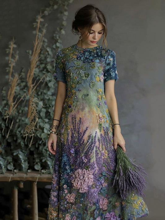 Well Tailored Dress with a Graceful Silhouette