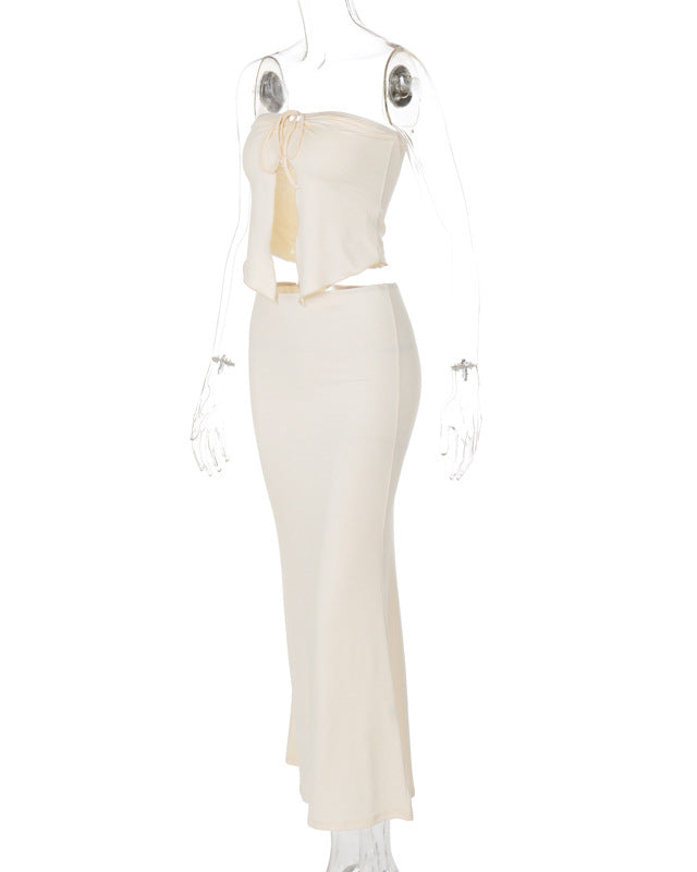 Well Tailored Top with a Graceful Silhouette