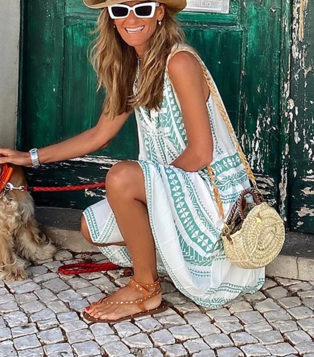 Classic Vintage & Enduringly Stylish Dress