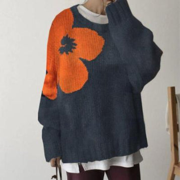 Well Tailored Sweater with a Graceful Silhouette
