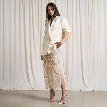 Well Tailored Garment with a Graceful Silhouette