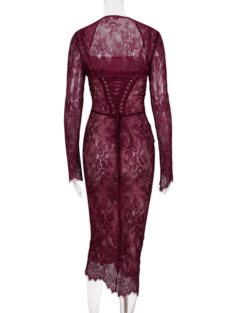 Beautifully Finished Dress in a Timeless Design