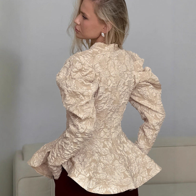 Well Tailored Shirt with a Graceful Silhouette