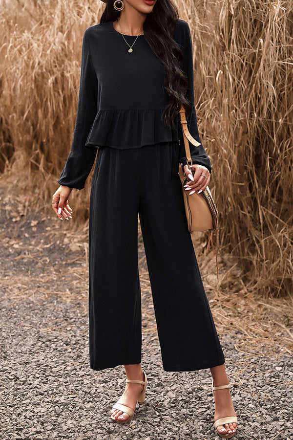 Sophisticated Trousers with a Clean Classic Look
