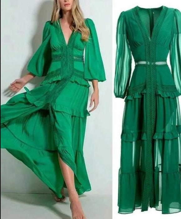 Classic Vintage & Enduringly Stylish Dress