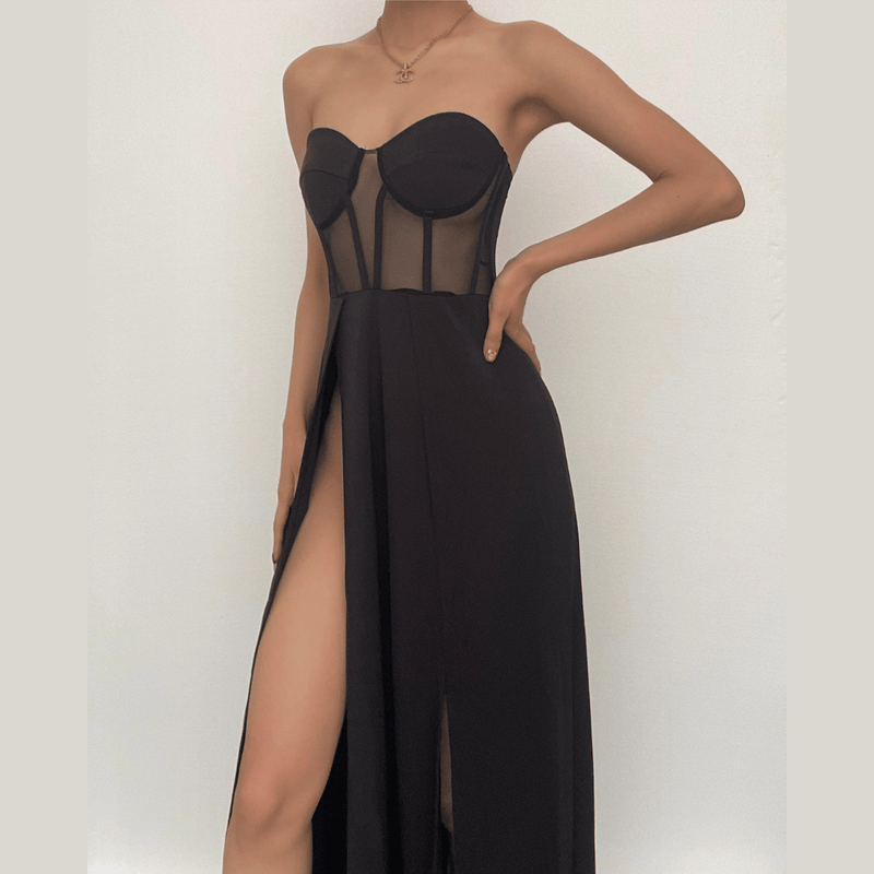 Classic Vintage & Enduringly Stylish Dress