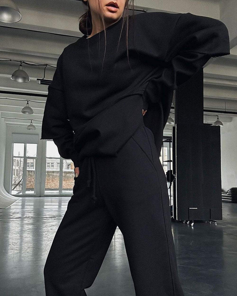 Beautifully Finished Top in a Timeless Design