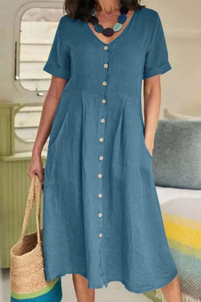 Classic Vintage & Enduringly Stylish Dress
