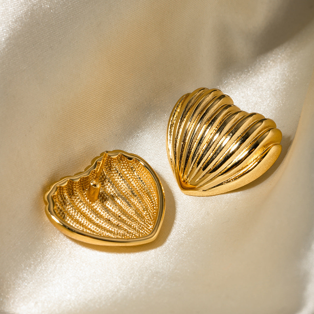 Vintage Handmade Gold Earring