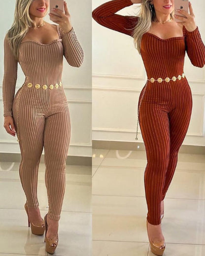 Gracefully Styled Garment for Any Occasion