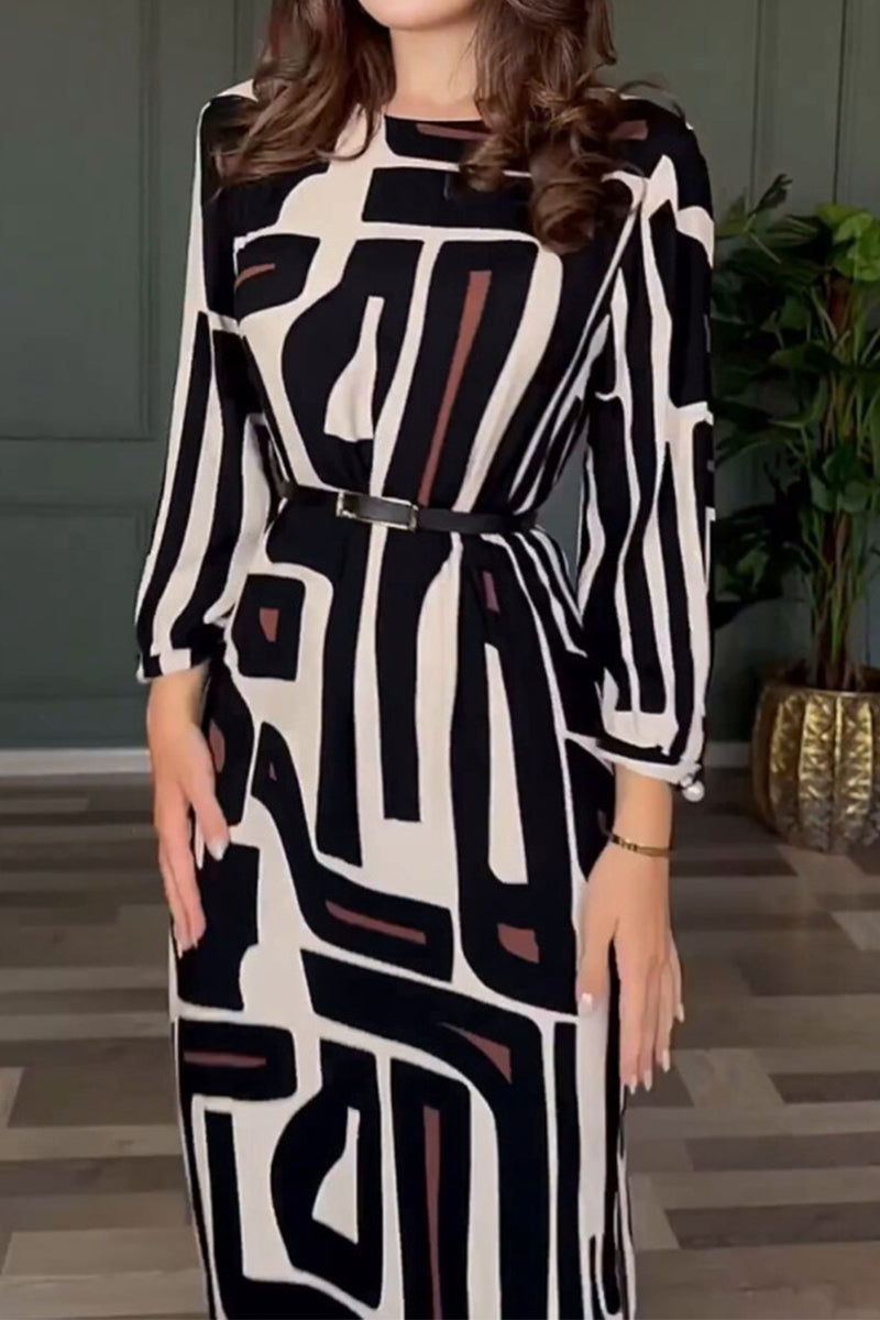 Gracefully Styled Dress for Any Occasion