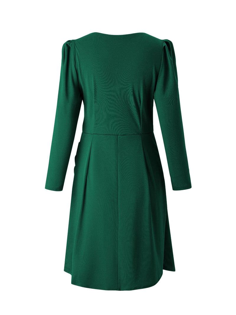 Sophisticated Dress with a Clean Classic Look