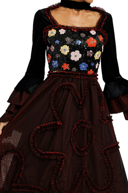 Elegantly Styled Dress for Everyday Wear