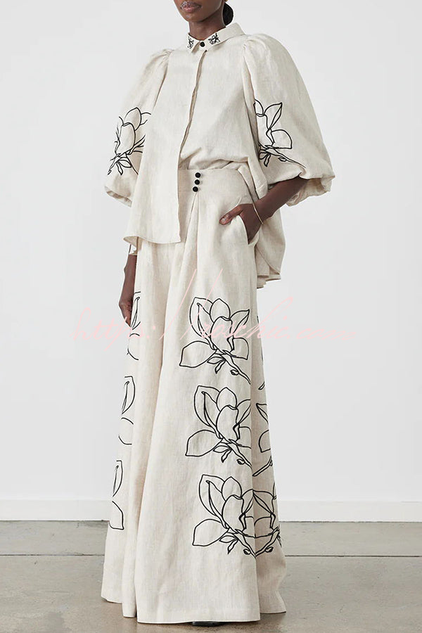 Effortlessly Elegant Garment with a Timeless Design