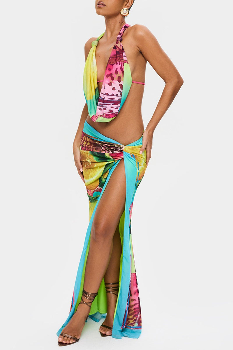 Gracefully Styled Garment for Any Occasion