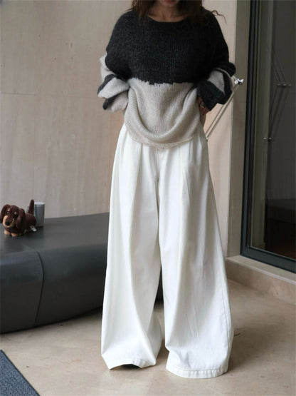 Well Tailored Pants with a Graceful Silhouette
