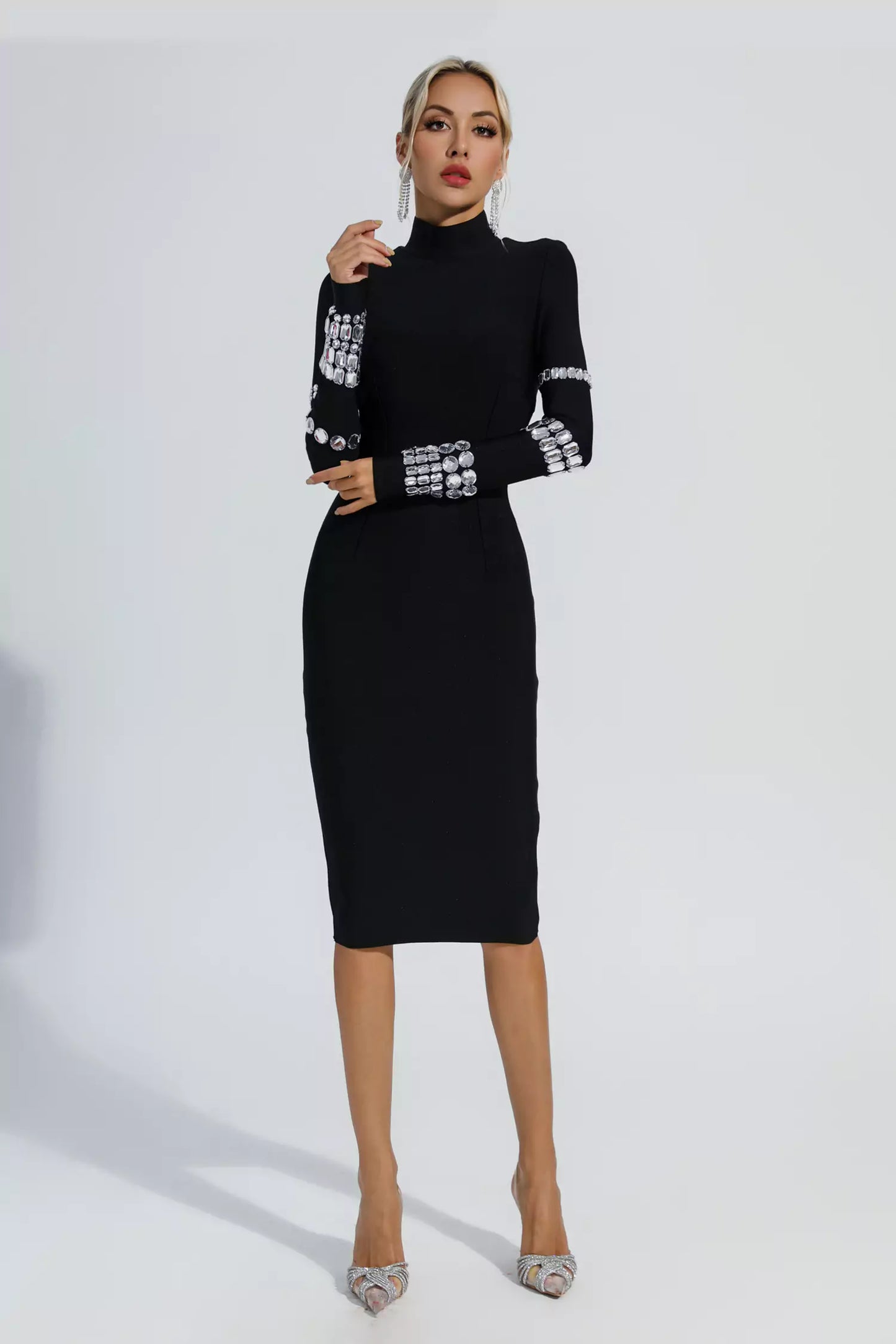 Effortlessly Elegant Dress with a Timeless Design