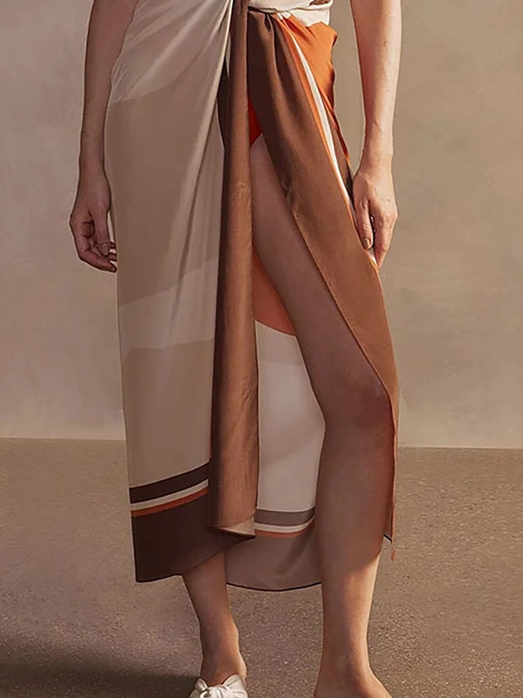 Gracefully Styled Garment for Any Occasion