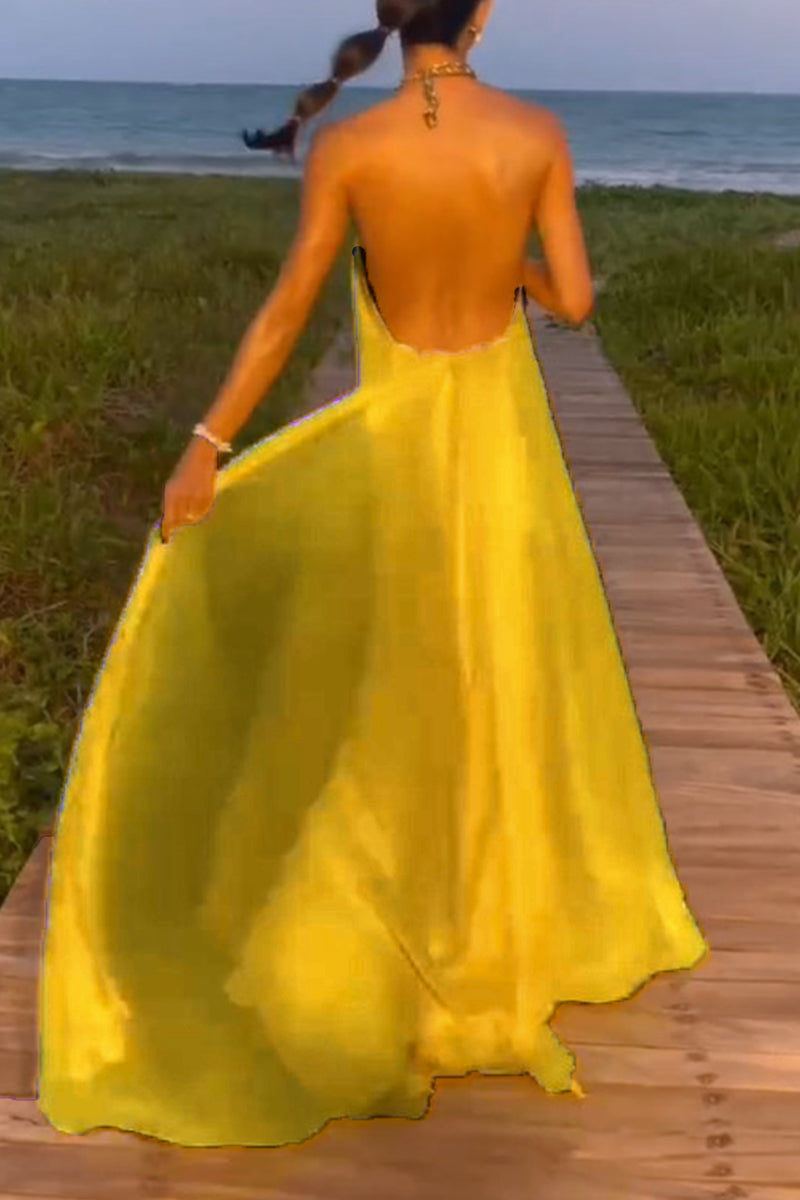 Beautifully Finished Dress in a Timeless Design