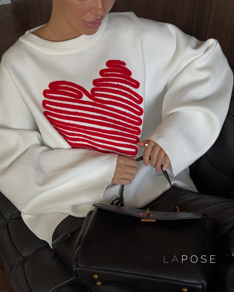 Effortlessly Elegant Sweater with a Timeless Design