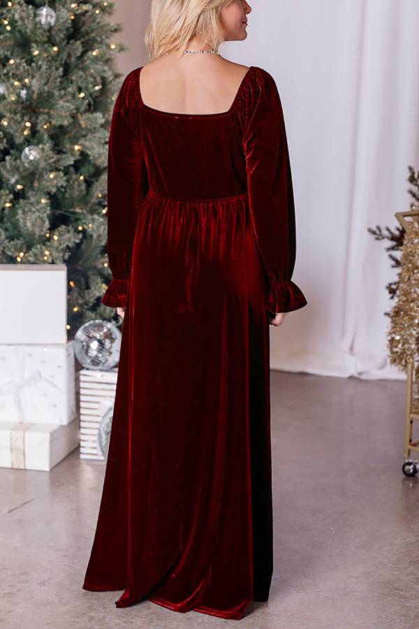 Sophisticated Dress with a Clean Classic Look