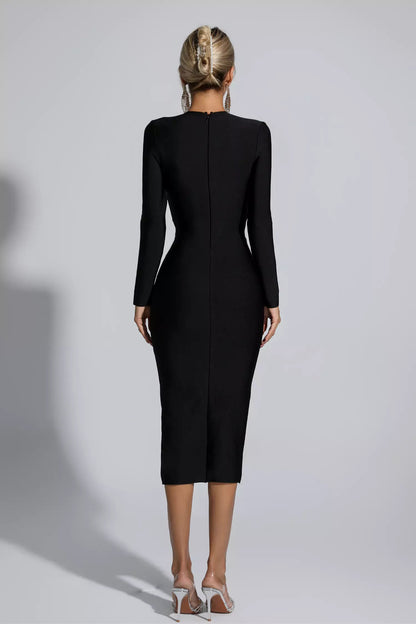 Effortlessly Elegant Dress with a Timeless Design