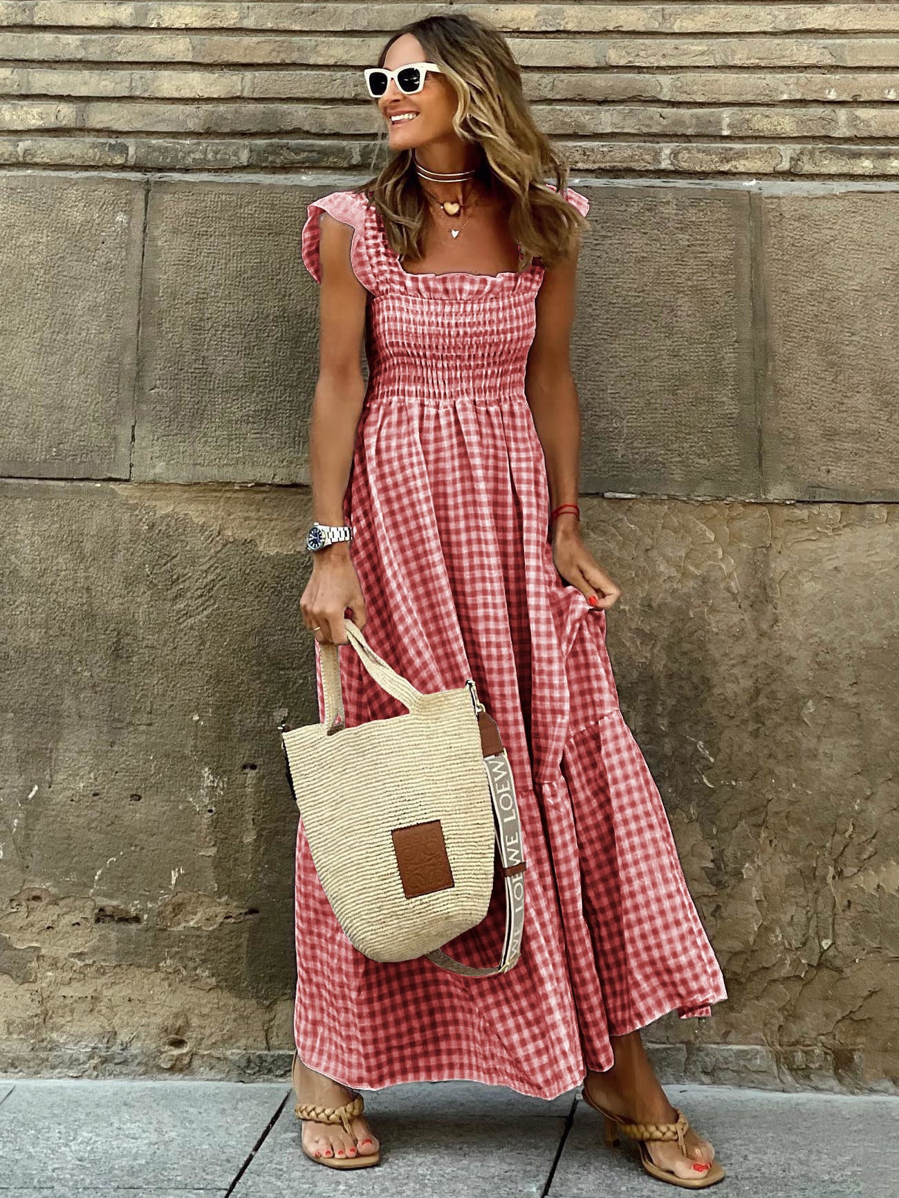Sophisticated Dress with a Clean Classic Look