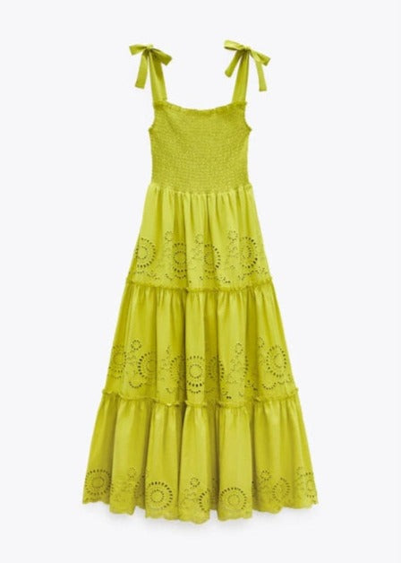 Polished Dress with an Effortless Classic Look
