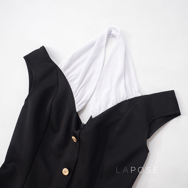 Well Tailored Dress with a Graceful Silhouette