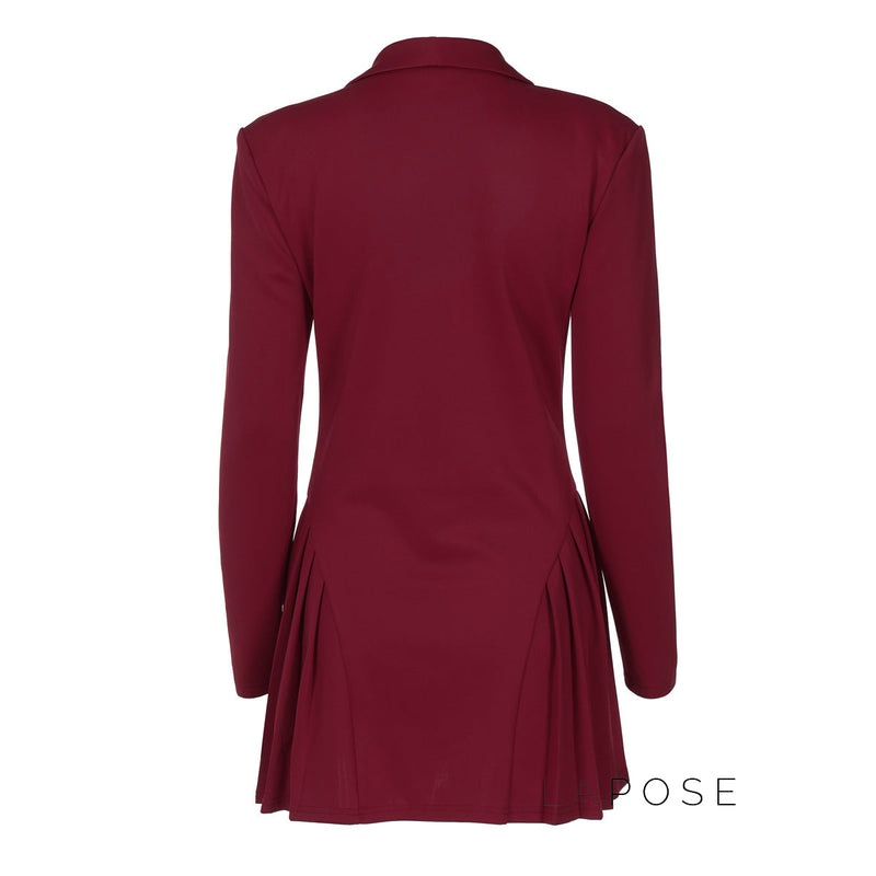 Sophisticated Dress with a Clean Classic Look