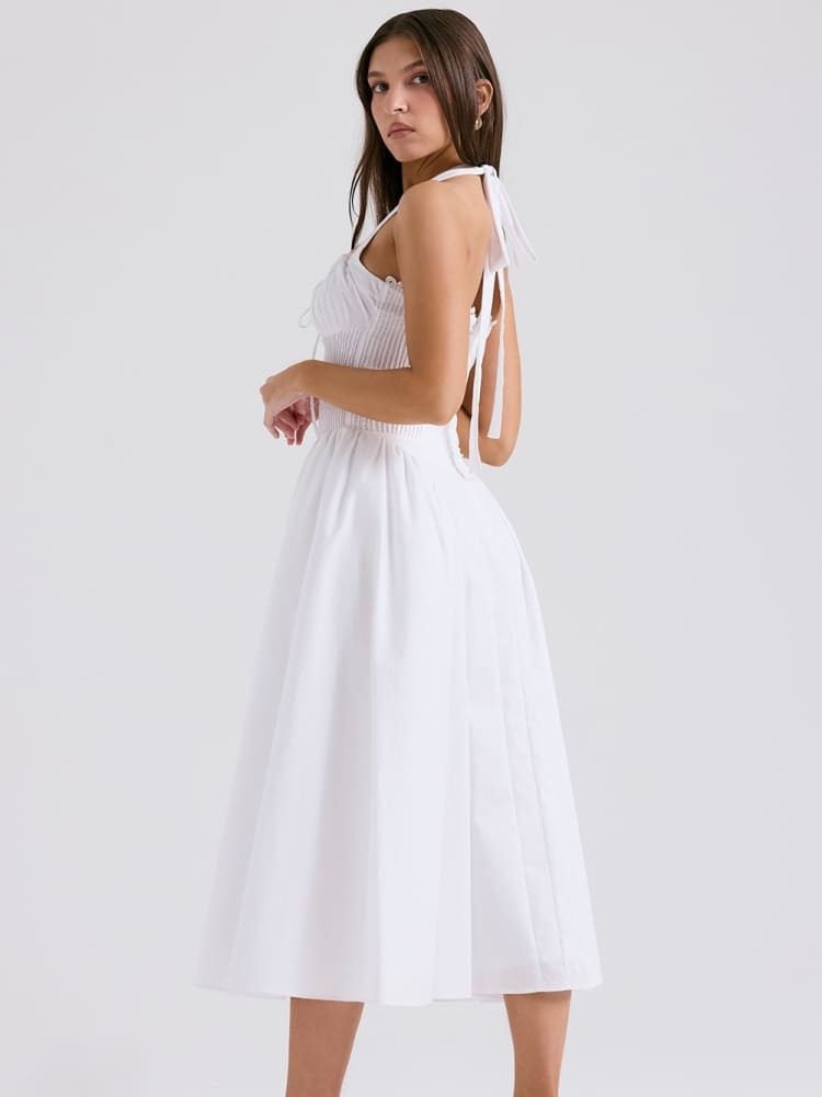 Gracefully Styled Dress for Any Occasion