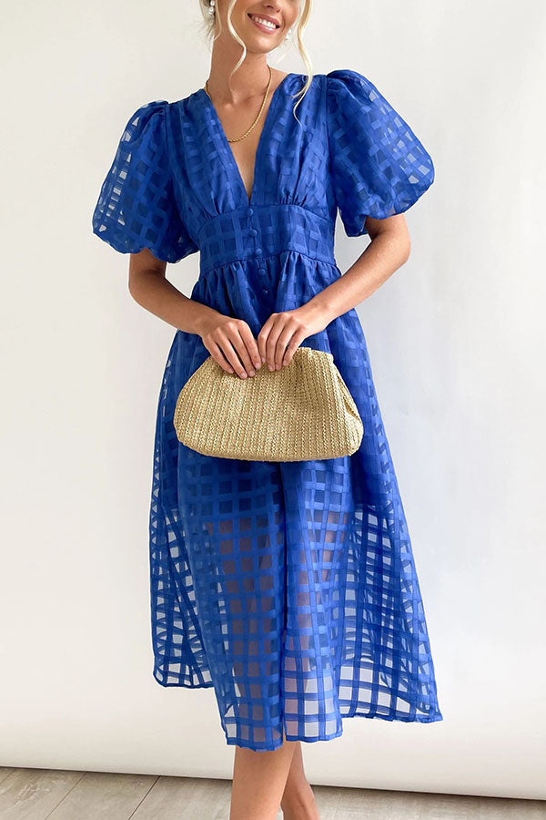 Classic Vintage & Enduringly Stylish Dress