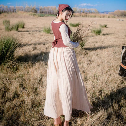 Classic Vintage & Enduringly Stylish Dress