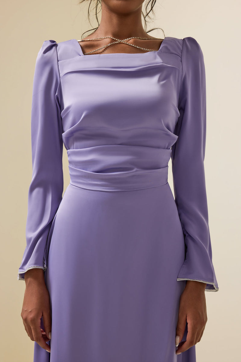 A Vintage Style Dress with Delicate Timeless Details