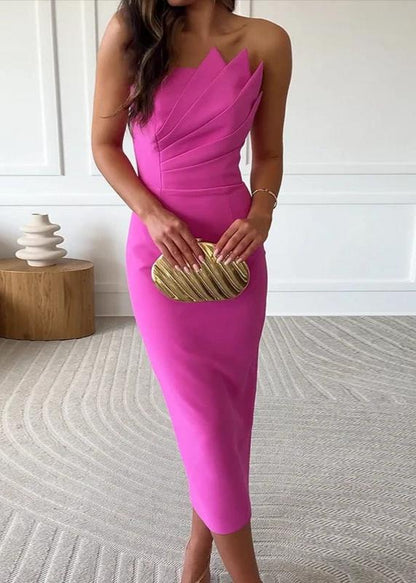 Well Tailored Dress with a Graceful Silhouette