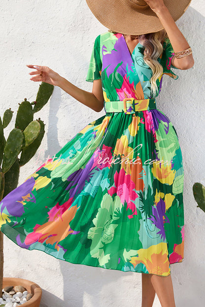 Classic Vintage & Enduringly Stylish Dress