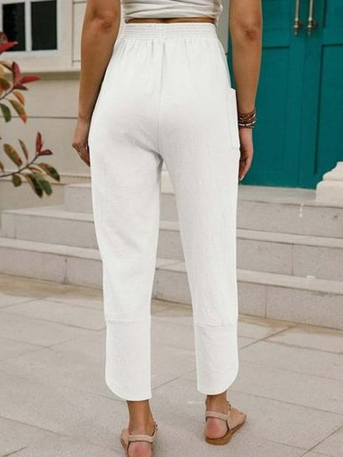 Sophisticated Pants with a Clean Classic Look