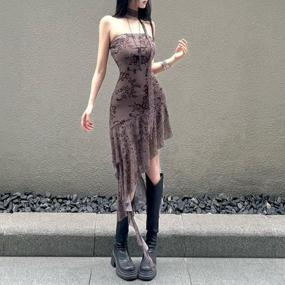 Classic Vintage Dress with a Flattering Fit