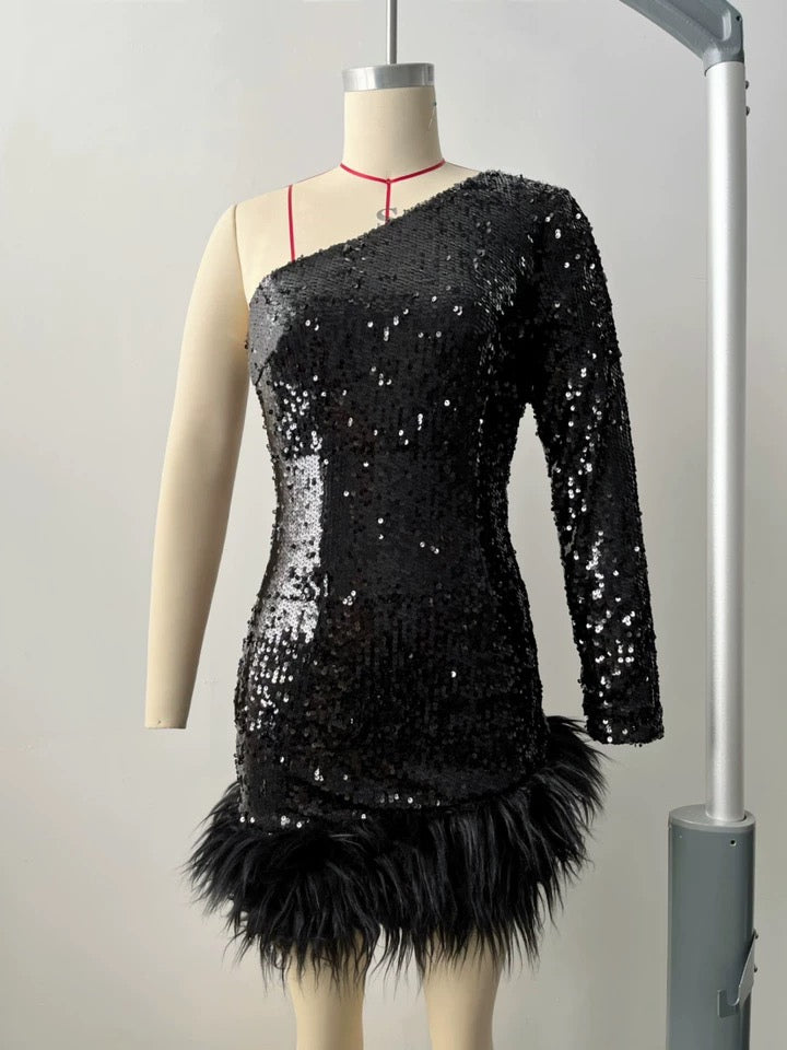 Gracefully Styled Dress for Any Occasion