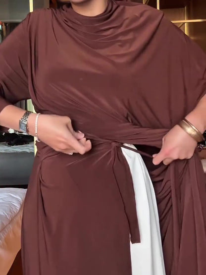 Effortlessly Elegant Dress with a Timeless Design