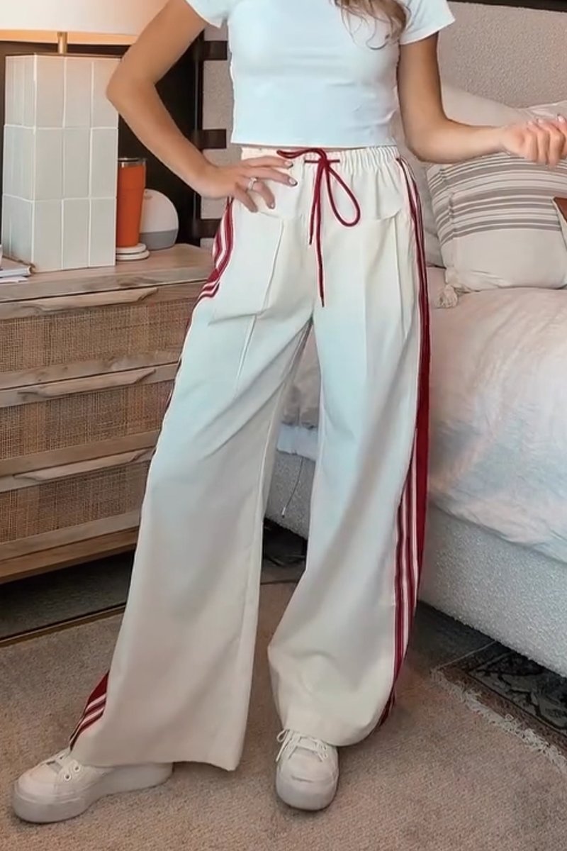 Well Tailored Pants with a Graceful Silhouette