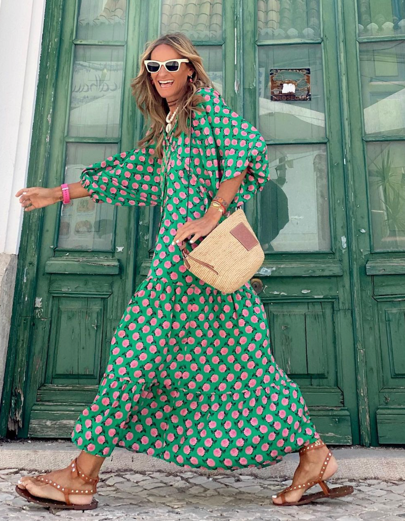 Gracefully Styled Dress for Any Occasion
