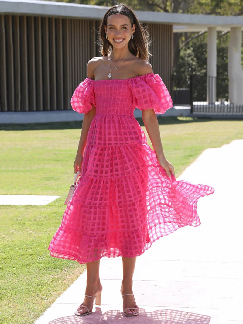 Sophisticated Dress with a Clean Classic Look