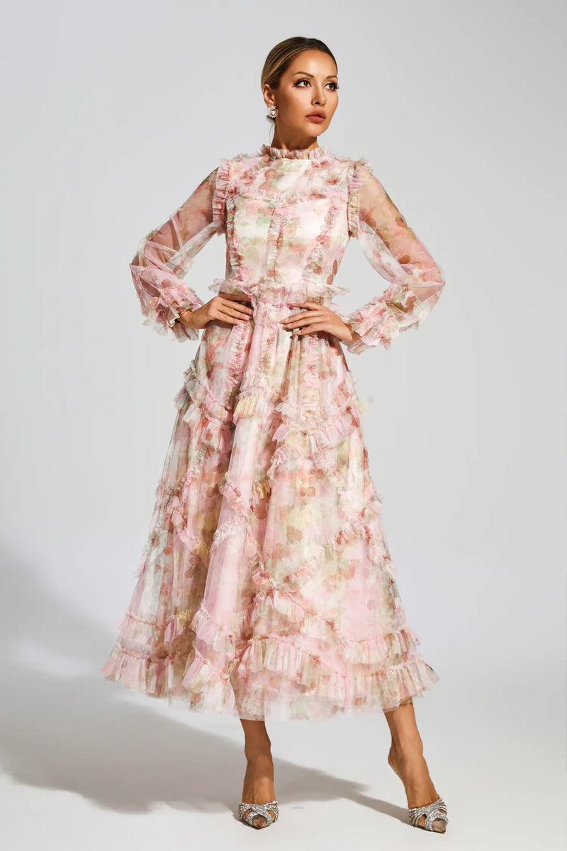 Classic Vintage Dress with a Flattering Fit