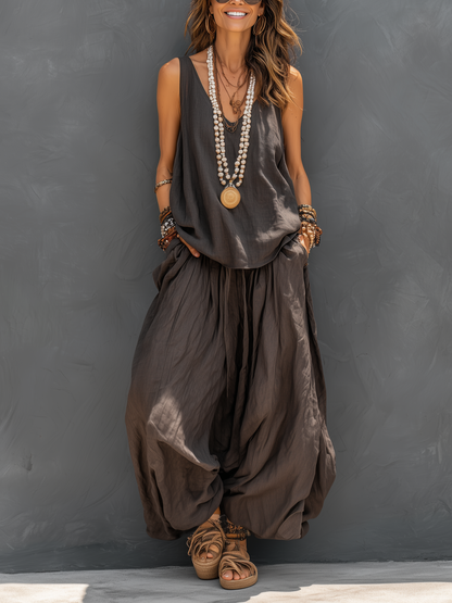 A Vintage Style Trousers with Delicate Timeless Details