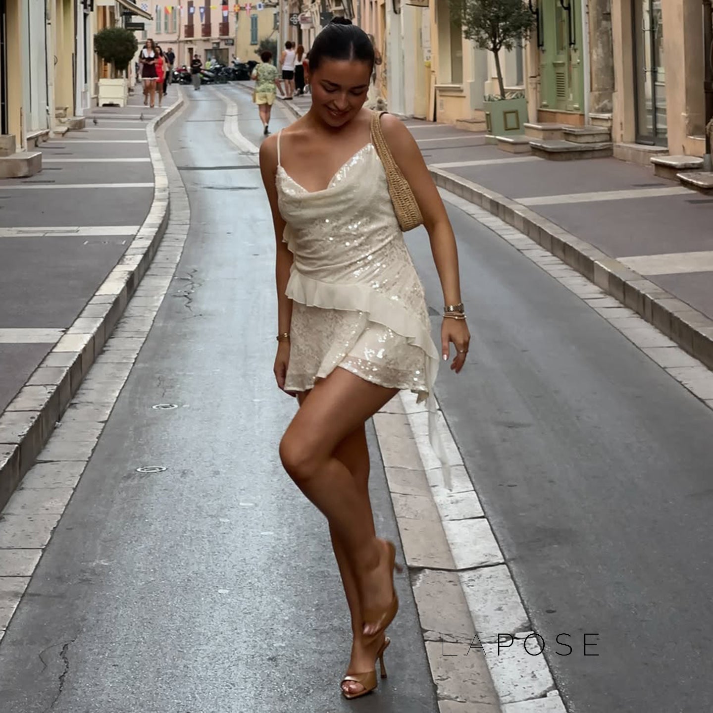 Beautifully Crafted Dress in a Classic Style